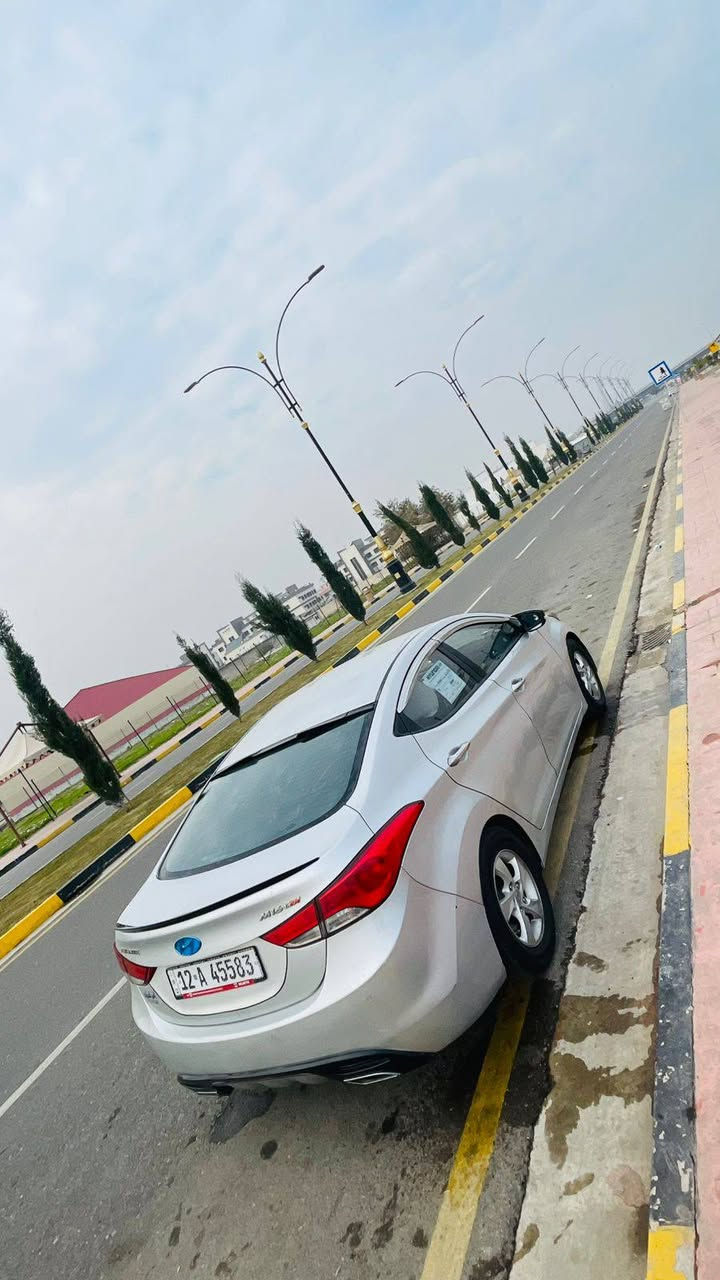 افانتي مديل 2012 مكينه مامفتوحه كير شرط طخم نضيف طخم تواير نضيف بدون ضرر سستم سماعات شاشه سياره مال بيت مامتعوبه بسمي اني الشرعي كابون بيها سنويه 2029 هزه جديده مكاني ايسر *********** سعرها 105
