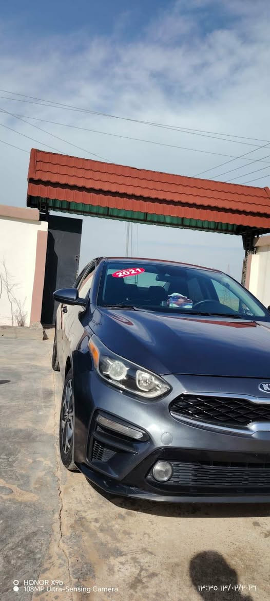 كيه فورتي موديل 2021
كيلن خالص بدون صبغ بارد بل جاملغ فقط
كير محرك بشرط 
تخم تواير 
صدر 
جاهزه للاخير 
حره منفيس
السعر 
اتصل وبيك خير ودلل 
***********

وضع شركه سياره بلاد
