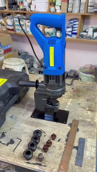 ثاقبة بازبار • مكبس هايدروليك ١٠ طن • قياسات تثقيب