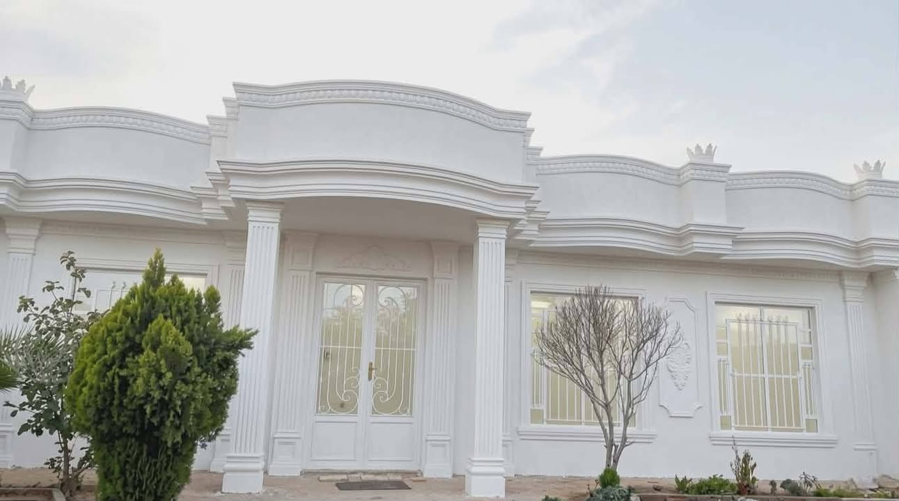 - [ ]
🤩لسنا الافضل لكننا مميزون🤩
💎💎لسنا الافضل لكننا مبدعون✅حسن المعاملة و الاستقبال صفتنا 🤝
✅العمل والجودة  والثمن المناسب و الثقة  مهنتنا💯✅و إرضائكم هو هدفنا 🥰نحن في خدمة الجميع  اخوكم مهيمن الغريري ***********
