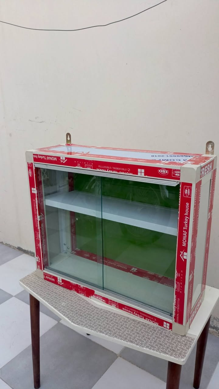 صيدلية الألمنيوم
القياس العرض ٦٠ وارتفاع ٥٠ والعمق ٢٣ 
توصيل مجاني داخل احياء نجف


**إذا كنت صاحب هذا الإعلان وتريد حذفه لأي سبب، رجاءا أرسل رسالة إلى الدعم الفني**