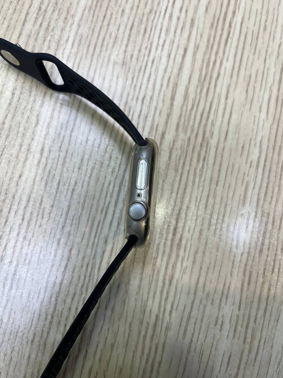 Apple Watch Series 11
حجم 46 ، مستخدم قليل جدا، شخط واحد ما بيها ، غراضها كامله ، وبعدها داخل الظمان ، السعر 550 وبيه مجال ، ***********
