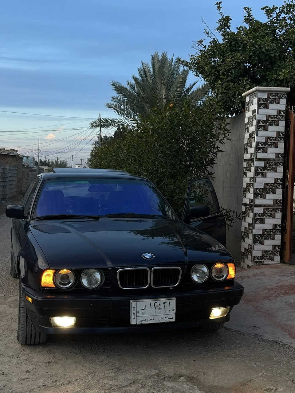 رقم صلاح الدين الماني تحويل مباشر
سياره مكفوله كفاله عامه كير محرك شرط 
تخم تاير تدفئه تبريد شرط 
غرفة جلد اسود كهربائي شغاله كلها نظافتها95‎%‎
سياره كامله مكمله 
السعر 75$ 
مكان السياره سامراء ناحية المعتصم 
رقم الهاتف***********
