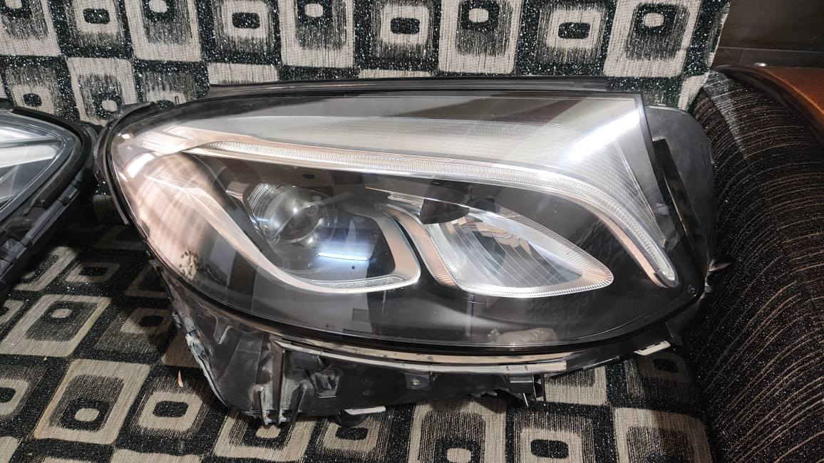 دوو تاک لایتی مارسیدس بیلای شەریکەیە  بو فرۆشتن أربيل, العراق


**إذا كنت صاحب هذا الإعلان وتريد حذفه لأي سبب، رجاءا أرسل رسالة إلى الدعم الفني**