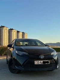 كورولا ٢٠١٨ • ١٢٠٧٥٠ ميل • أسود لؤلؤي