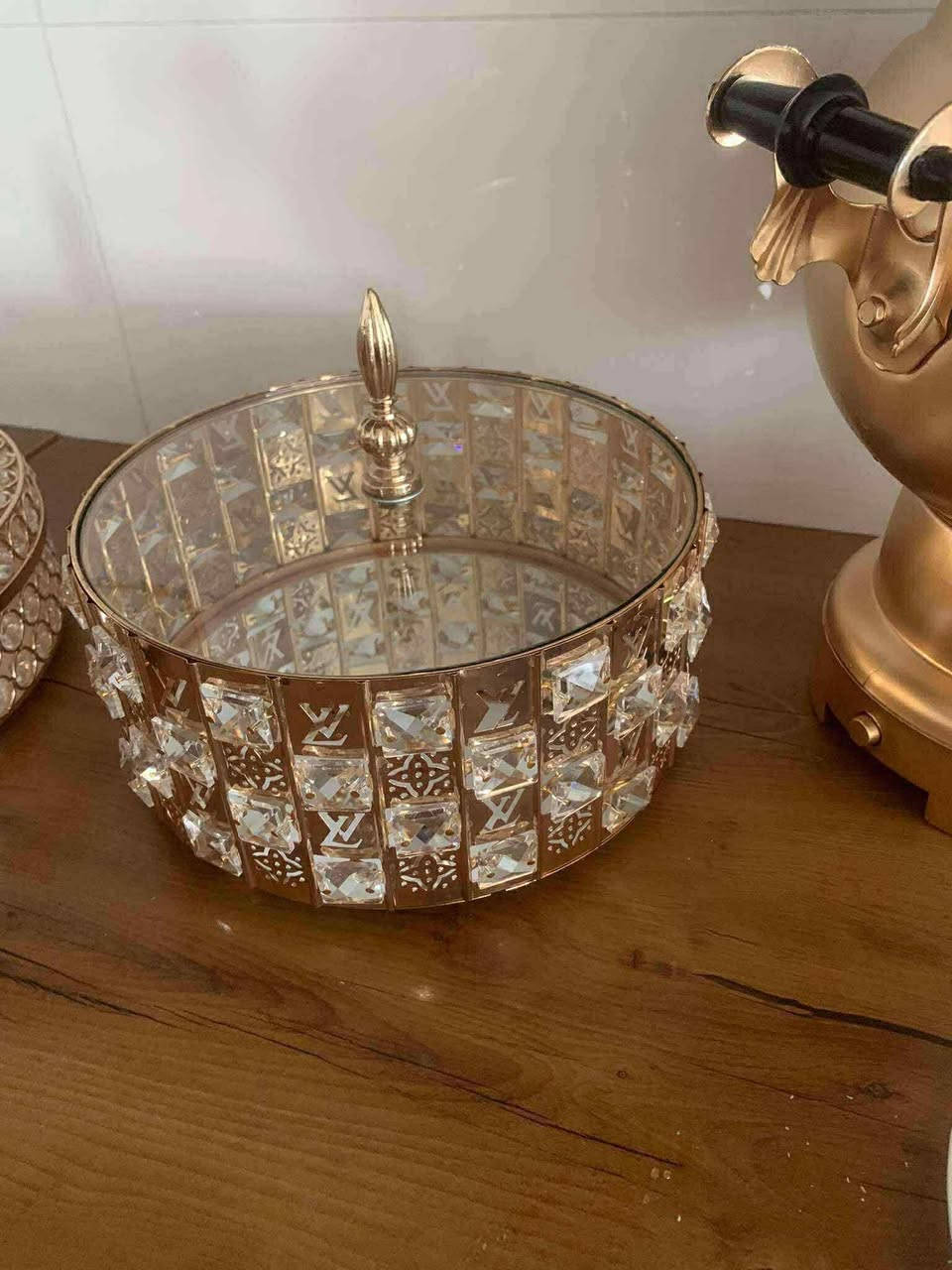 جی کیک و جی شیرینی
هەردوکی گەورەن  
دانەی ٣٠ هەزار بەکار نەهاتوو
سلیمانی


**إذا كنت صاحب هذا الإعلان وتريد حذفه لأي سبب، رجاءا أرسل رسالة إلى الدعم الفني**