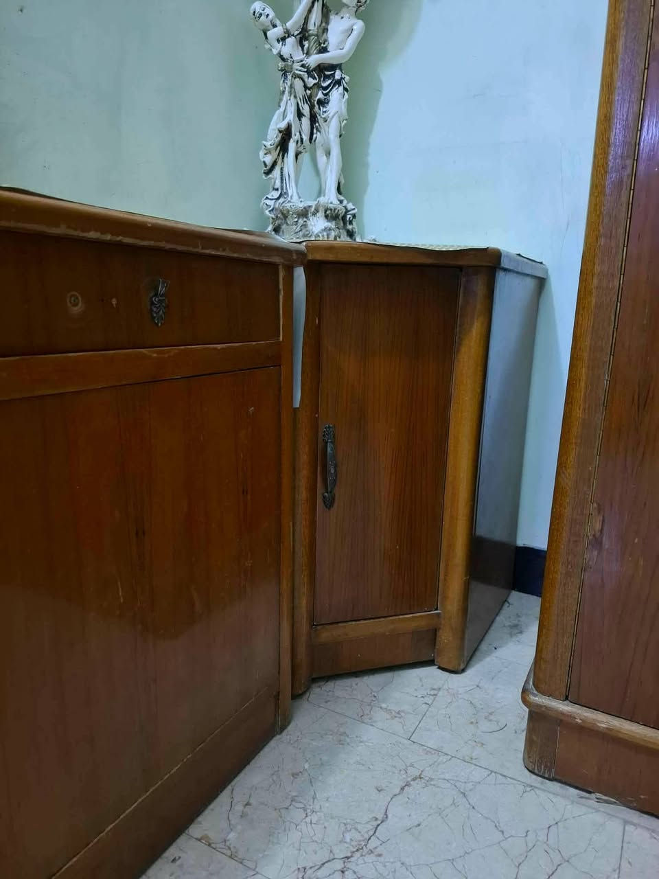 غرفه نوم صاج تسكام 6 باب للبيع سعر 350 وبي مجال بسيط حله الورديه


**إذا كنت صاحب هذا الإعلان وتريد حذفه لأي سبب، رجاءا أرسل رسالة إلى الدعم الفني**