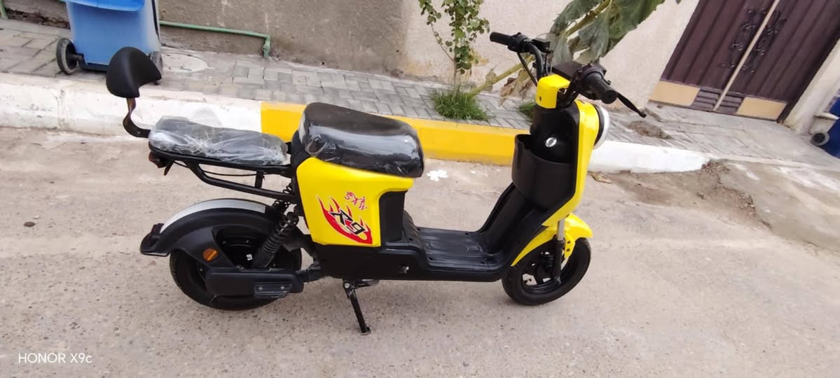 السلام عليكم دراجه شحن نوع R9 للبيع الدراجه جديده ثلاثه نمر سرعه ٧٠ يطيك حقيقي ٤٥ الدراجه سريعه ما شاء الله ما بيه اي نقص بس الشاحنه مالته بيه ٤ بطاريات كبار دبل ٢٠ انبير بيه دبل اشاره وبيه رماش وبيه لد وبيه عالي وناصي اريده
السعر النهائي 350 الف
المكان كربلاء حي القادسية
الرقم *********** خط او وتساب او مراسله الصفحة
