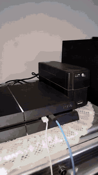 يوجد بلي 4 مهكر..للبيع
بحاله جيده ونظيف

يحتوي على الألعاب كما موضحه في الفيديو

مع شاحن usb

ومع جوستك

ومع جميع الكيبلات كما موضحه في الفيديو

المكان بغداد الدوره
رقم الهاتف ***********
رقم الهاتف بي واتساب *********** 

السعر 280 ألف وبي مجال للطيبين.
