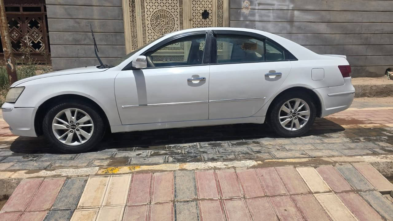 سلام عليكم ورحمة الله وبركاته
سوناته موديل 2010سياره جاهزه خير من الله سياره عوزه ترتيبات قليله مال جناي مكينه كير خير من الله

سياره سعر 110وبيه مجال للطيبين ***********هاذه الرقم تصال وانه خادم غير متواجد عله فيس
