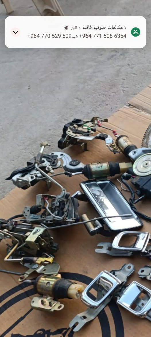 بطاين.     سماعات.  قفل.  ماطور.   هارتوب 
العنوان سوق الشيوخ طريق العكيكه السايدين مجمع الاصدقاء ***********.  واتساب
