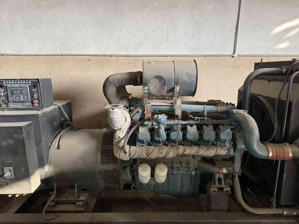 دايو دوسان 12سلندر كيفي 625 جديد فوا اتو بيه شاشه ***********. ***********
