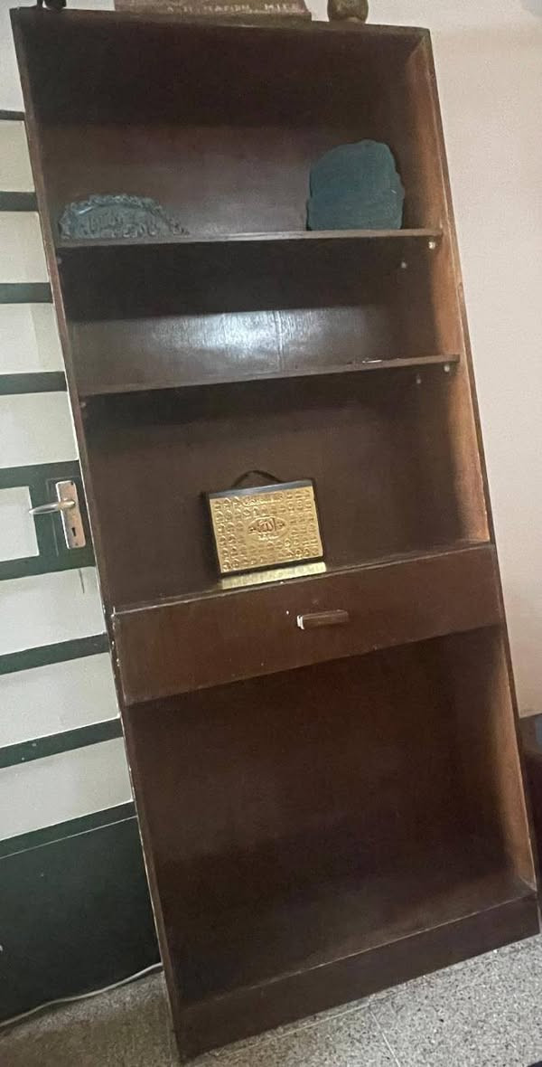 ميز عراقي قديم مابي ضرر مامصبوغ ب٢٠ الف  بوفيه صاج قديمة ب٣٠ الف  مكتبة قديمة ب٢٥ الف


**إذا كنت صاحب هذا الإعلان وتريد حذفه لأي سبب، رجاءا أرسل رسالة إلى الدعم الفني**