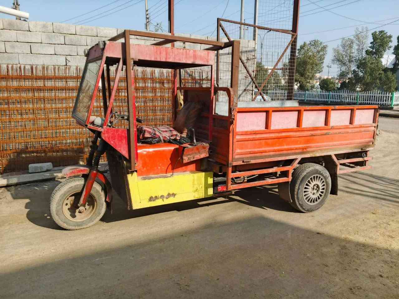 السلام عليكم سوته تحوير حموله 5 أطنان مكينه وگير مكفوله vvt.i ثنين ونص تأيرات جدد وستوته خير من الله كهربائيات شغاله السعر 4 وربع مليون وبيه مجال حگ الجيه المكان البصره الدير ***********
