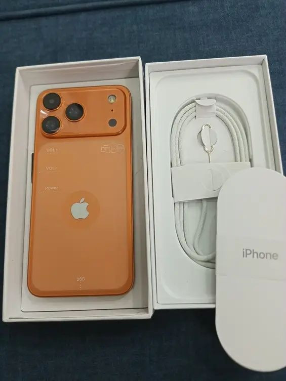 موبايل 17 برو ماكس كوبي ذاكرة 256 دبل سيم بعد ما مفتوح من الكارتون ولا مستخدم سعرو 120 الف


**إذا كنت صاحب هذا الإعلان وتريد حذفه لأي سبب، رجاءا أرسل رسالة إلى الدعم الفني**