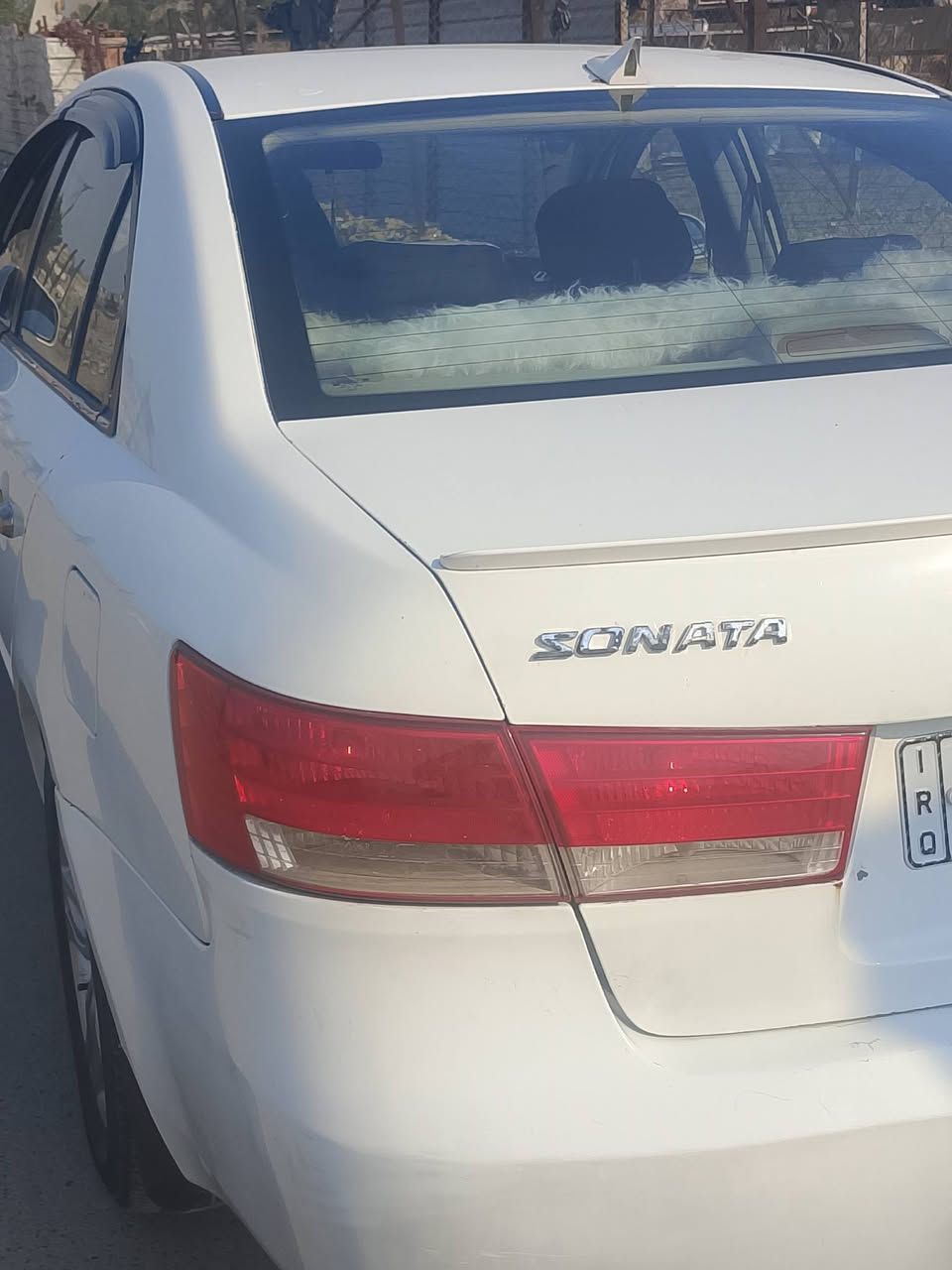 سلام عليكم ورحمه الله وبركاته سوناتا موديل 2007مصبوغه عام للجماليه لا ضربه ولا تبديل السياره خير من الله تخم تاير باتري جديد دوشمه جديده السياره بسمي تحويل ثاني يوم  السعر 92 الاتصال *********** بغداد  -العبيدي
