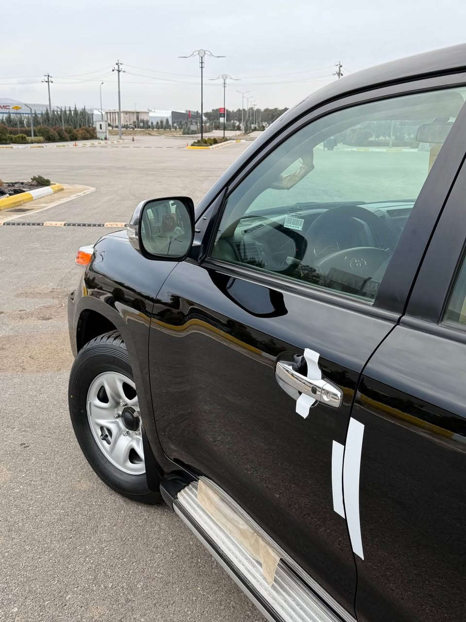 ‎(بِسْمِ اللَّـهِ الرَّحْمَـٰنِ الرَّحِيمِ ) 🕋
Land crozer ..2013📦✅
مواسەفات ..GX
سەلاجە-هۆک فڵچە-تەبریت مەرکەزی-ئاوێنەئیشارەت-بلاجیکتۆر-هتد....
سەیارەکە ماشااللە زۆرجوانە یەکپەڵەبۆیاخی هەیە لەگەڵ دە عەمێکانی سەقفی کەمێ کاڵبونەوەی هەیە گێرومەکینەی نە کراەتەوە بەشەرت ١٩٠٠٠٠هەزری هەقیقی ڕۆشتوە
سەنەویو ڕەقەمی تازەیە سعری ٣١٥$و مەعمەلە 
***********
*********** السليمانية, العراق
