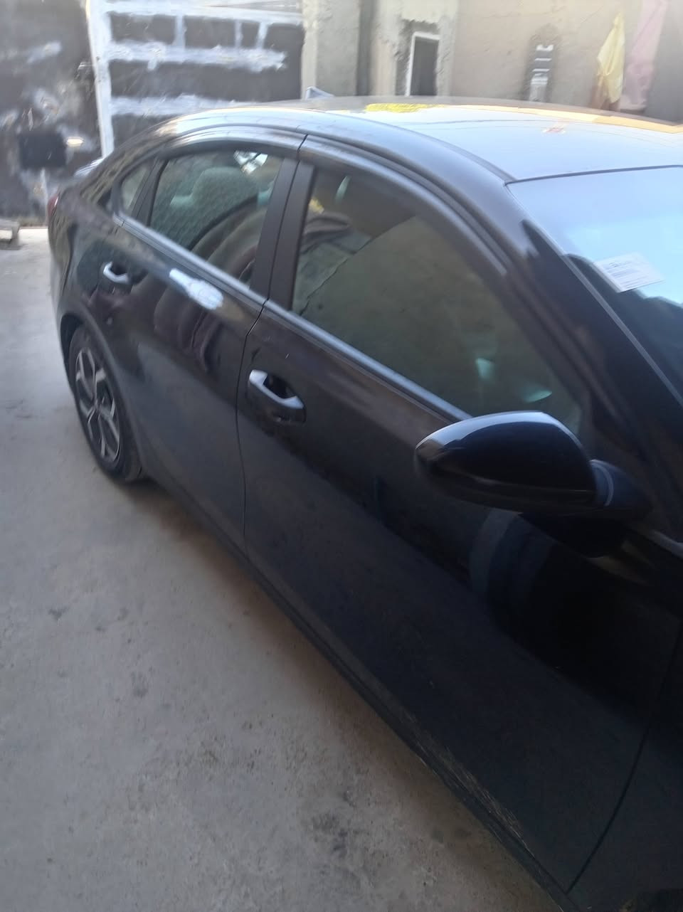 السلام عليكم كيا فورتي موديل ٢٠١٩ وارد أمريكي حادثها شفت بنيد تصليح قطره صبغ مابيها كير ومحرك مامفتوح شركه رقم بغداد مكاني تاجي *********** عارضها ١٣٥ وبيها مجال
