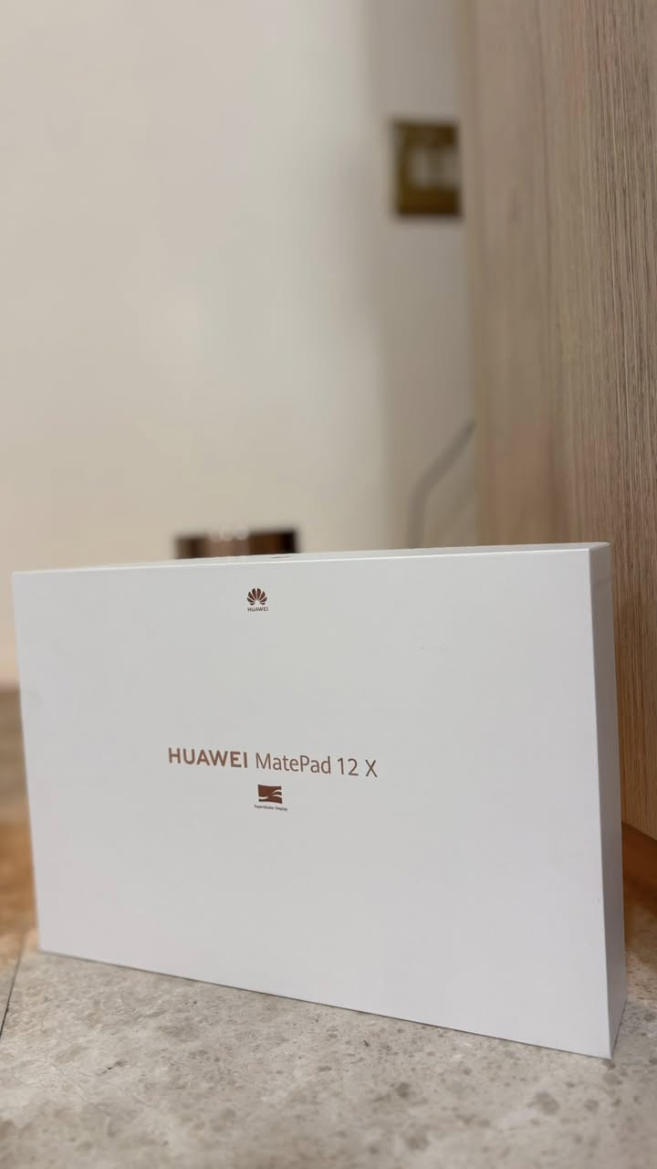 هواوي ميت باد 12 اكس

هواوي ميت باد 12 اكس

Huawei MatePad 12 X

المواصفات :

شاشة 12 انش

نظافة 100‎%‎ 

البطارية 100‎%‎ ( موضحة بالفيديو )

ذاكره 256 كيكا 

الملحقات :

كارتونه

شاحن ( راس الشاحن و كيبل ) الاصليات

ماجيك كيبورد الاصلي مع كارتونته

وصلة لتنظيف التابلت الاصلية

التابلت كلش جديد ومكفول من ڪُلشي 

اخذته كم يوم لان نصحوني بيه وقررت ابيعه لان ما اعرفلة

مصورة ڪُل تفاصيلة و قبل لا تاخذ التابلت تفحصه وتشوف

نظافته يلا تاخذه ، سعره 680.000 و بيه مجال بسيط ✅

لتفاصيل اكثر راسلني على الخاص


**إذا كنت صاحب هذا الإعلان وتريد حذفه لأي سبب، رجاءا أرسل رسالة إلى الدعم الفني**
