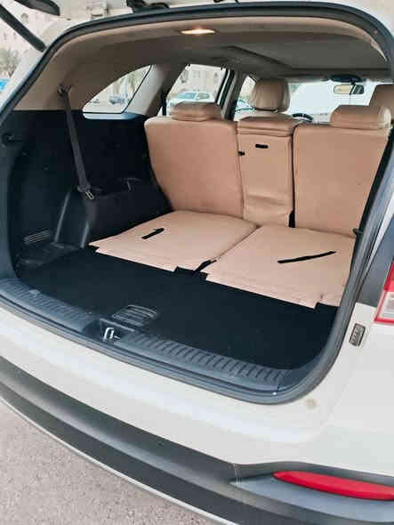 السلام عليكم سورنتو  2018 خليجي فول عدة الفورويل 
بصمة 
بانوراما 
صندوق كهرباء 
كشن كهرباء 
سبعة راكب 
ثلاث قطع تبريد 
بصمة ابوب 
بردات خلفية 
مري شفط 
كامرة خلفية دوارة 
حساس امامي و خلفي 
ثلاث وضعيات قيادة 
ماشية 85
مكينة 6 سلندر كفالة عامة هي والكير 
رقم بغداد الدولي با اسمي سنوية 2028
الكشر كفالة عامة 
سعر 240
للاستفسار ***********
عنوان بغداد
