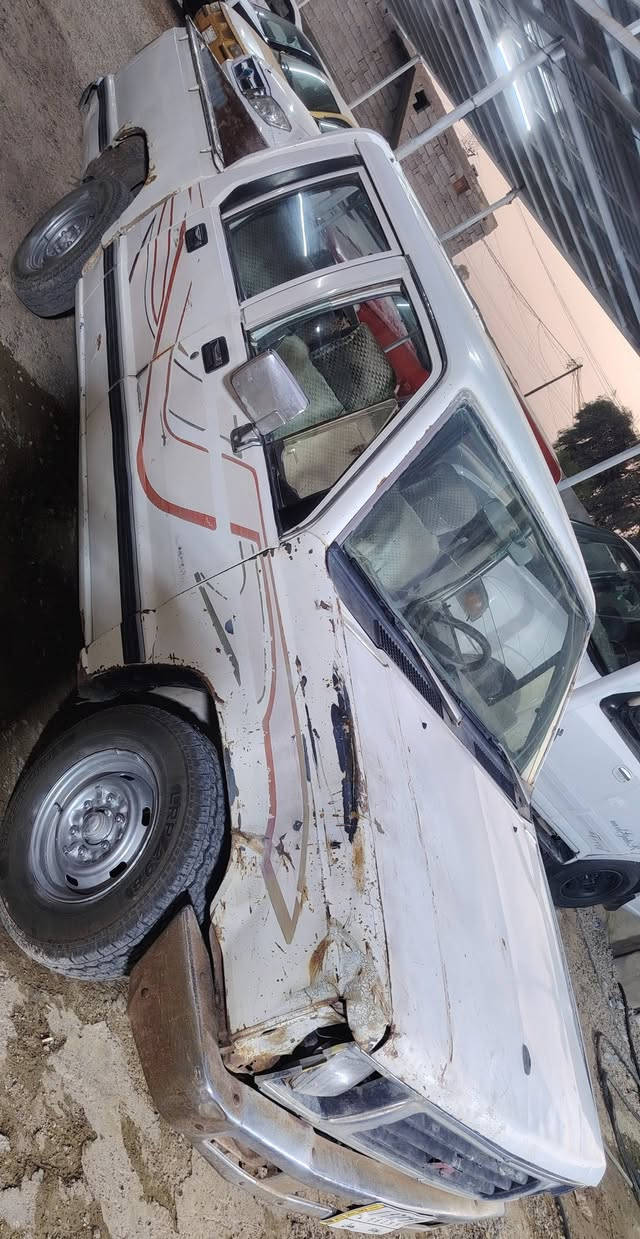 السلام عليكم 
بيكم مسيبوشي موديل . 1990 رقم بغداد الماني سنويه لل 2028 سياره جاهزه من كلشي وكفاله كير ومكينه وتخم تاير 
جاهزه كبل للعمل العنوان ديالى الخالص الأسود

عارضه 28 ورقه وبيه مجال للشراي 

***********

***********
