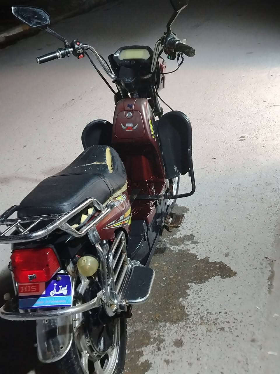 سلام عليكم
هارلي موديل22 سوبر بيع فقط بدون مراوس
بطاريات عل فحص نضيفات
كهربائيات شغاله
تايرات نضيفه والوره جديد
بي عواج من وره كالو بوربرنات لو بشاصي ماعرف ابيع هلموجود كلشي ما مأثر تروح وتجي بي عل فحص
السعر 250 وبي مجال حك الجيه
مكاني فلوجه
*********** بي واتساب
