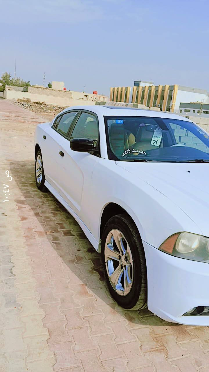 السلام عليكم جارجر 12 مكينه هيمي رقم بصره سنويه جديده 
كير مكينه مكفولات حدايه جديده تخم تاير سياره جاهز السعر118  وبيه مجال حق الجيه مكان سياره ميسان ***********
