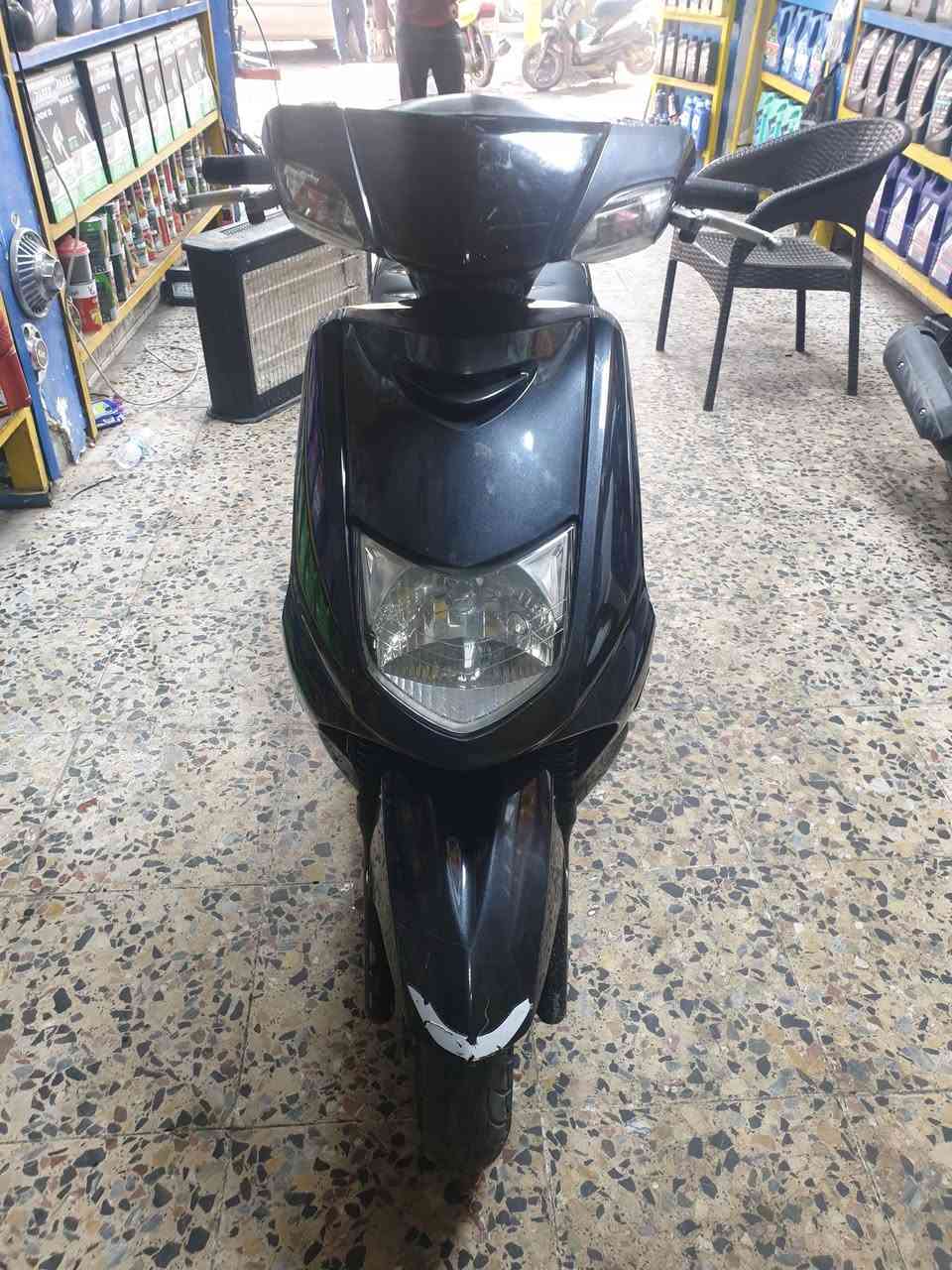 السلام عليكم دراجة سكنس 110ياباني استان كهربائي الدراجة نضيفة امانه الله ورسوله برغي مفتوح بيها جيب فيتر وفحص دراجة مال رمبة صالة 4اشهر من نازلة أوراقها كامله السعر مليون و50 الرقم ***********
