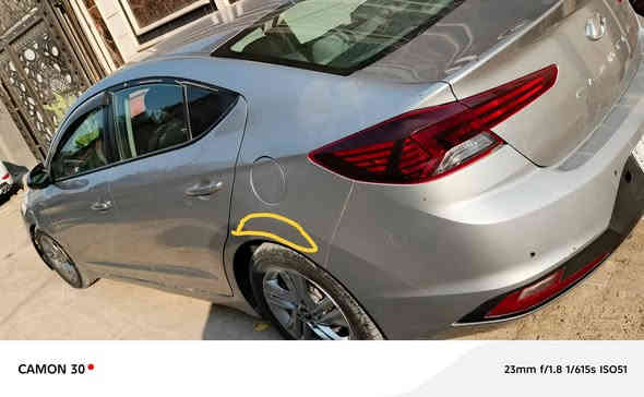 الانترا 20
وارد.. ماشيه 55 حقيقي
بيه صبغ مبين بالصور.. وبعض دحجات البسيطه السعر 143
الرقم ***********
***********
