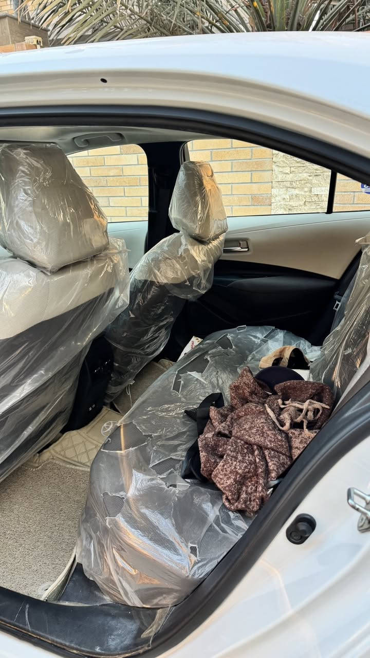 كورلا 2023 
•جيهان
•بنازين فقط
•رقم اربيل بأسم شركة (تحويل او وكاله)
•تخم تاير جديد (دنلوب)
•ماشيه 58الف كيلو
•مكفولة كفالة عامه من الضربة والصبغ والبارد والتكحيل
توجد ملاحظات بسيطه (رصعات 3 اثر صلبوخ ومامبينات
وشخوط مامبينه بالقمارة والبنيد اثر كلاب و بزازين )
•السبير ما مفتوح على وضع الشركة
•الحدادة على وضع الشركة

مكان السيارة :
بصرة _شط العرب

للأستفسار :
***********
