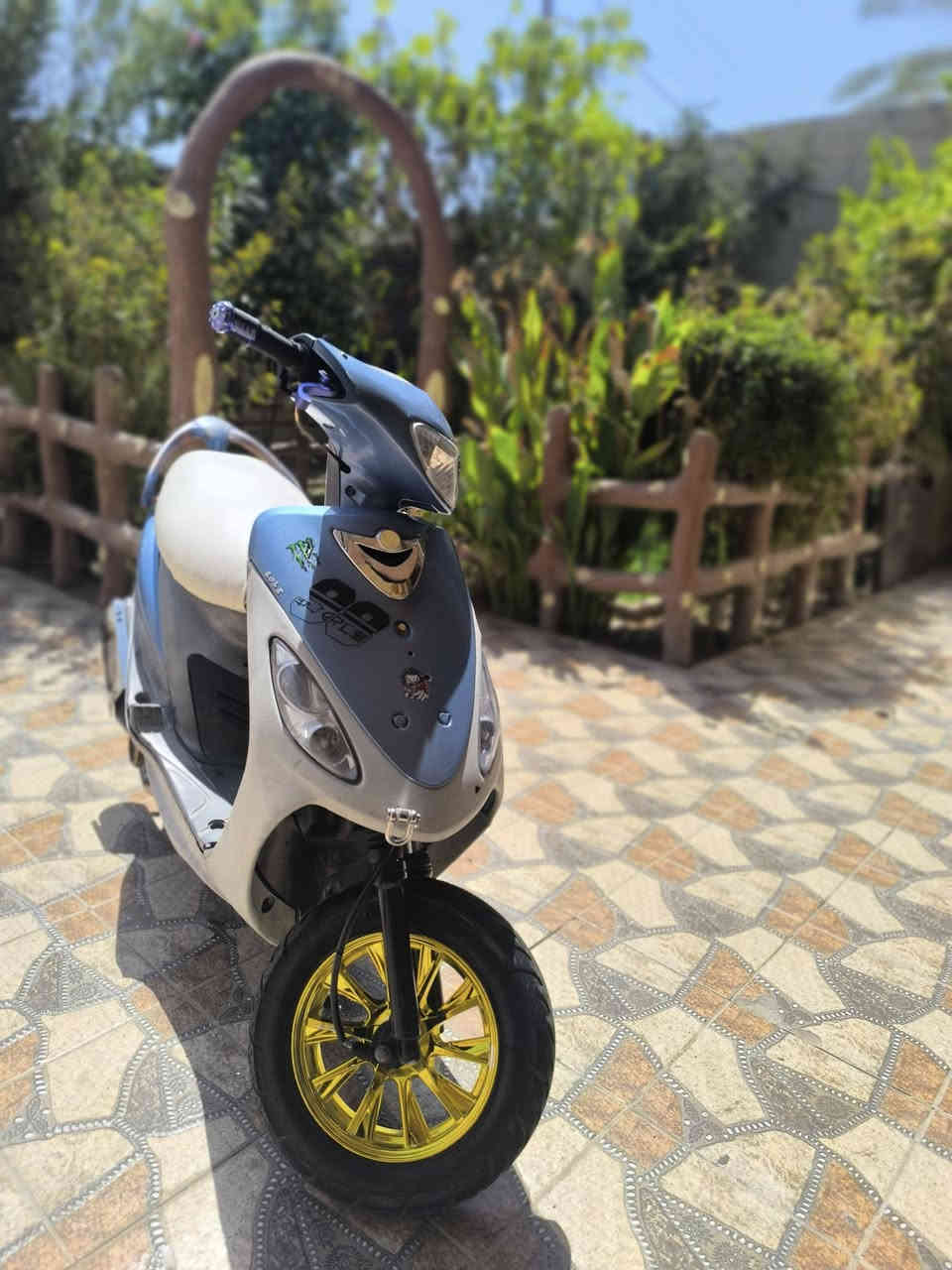 للبيع ماكس منغولي 400 وبيهة مجال
ديالى هبهب 
التفاصيل خاص او علة هذا الرقم ***********
