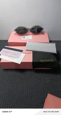 نظارات شمسية • نسائية • توصيل مجاني