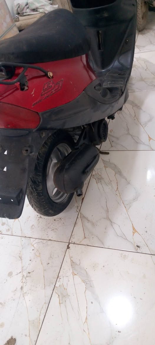 ياماها تسعه ناعم كهربائية شغال سعره300وبيها مجال قليل لشراي كيج بانزين كله شغاله ماعد باتري تعبانه تايرات جدد بريكات كله عل لبلاد محرك مكفول مامفتوح ***********
