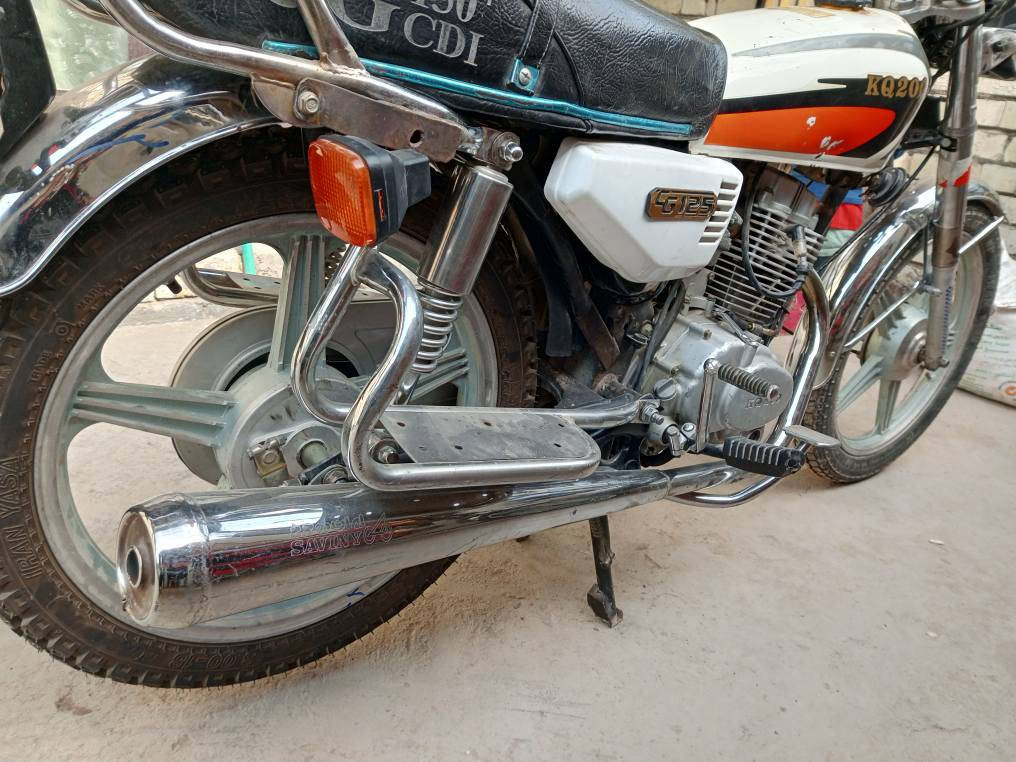 دراجه 5كير كامله بدون اي نقص محرك جديد شركه كهربائيات كامله بدون اي نقص شركه شركه مكان بغداد ابو غريب السعر 450الشراي يتصل***********==*********** الفلوجة, الأنبار
