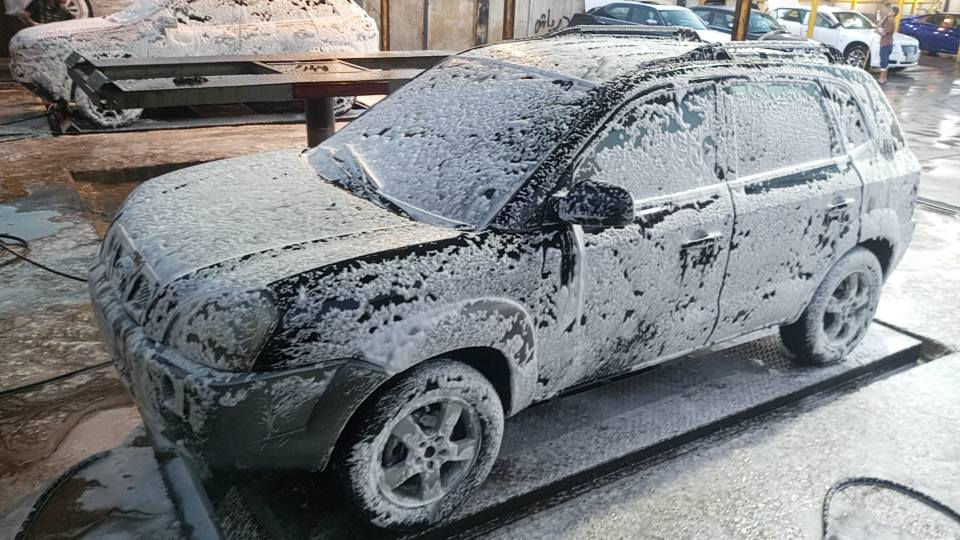 السلام عليكم 
هونداي توسان 2007 وارد امريكي
مكاني بالعمارة 
السياره رقم بصره دولي عندي بيها وكاله عامه
ضررها الجاملغ الامامي عكس السائق وبيهه صبغ البنيد وجاملغ 
مكينه كير خير من الله تبريد جديد منظومة كامله
للاستفسار اكثر 
اتصال او واتس اب *********** عمارة, ميسان
