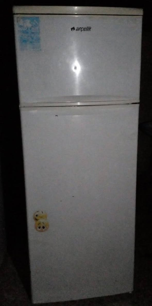 سلام عليكم عيني عندي ثلاجه للبيع 18 قدم  نضيفه  المكان حي اور السعر 180


**إذا كنت صاحب هذا الإعلان وتريد حذفه لأي سبب، رجاءا أرسل رسالة إلى الدعم الفني**