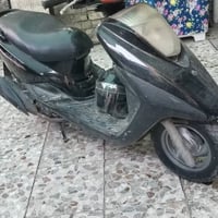 دراجه بريز كابريتر مكفوله محرك جديد مامفتوح كهربائيات شغاله  سلف وهندر...