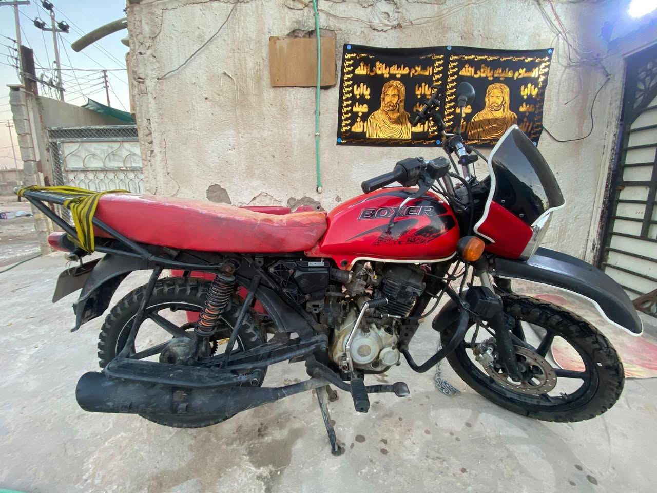 بوكسر جبلي مديل 2020 رقم وسنويةوجديده بأسمي 
الدراجه مناقصها شي 
كلشي شغال 
هورن اشاير لايت زنون دبل اشاره 
مكاني:
البصرة - الجزيره 
السعر: 1,600,000 مليون وستميه
للبيع او مراوس بفورزه 0.8 رقم ...
للاستفسار:
*********** واتساب 
*********** اتصال 📞
مكلف بالنشر
