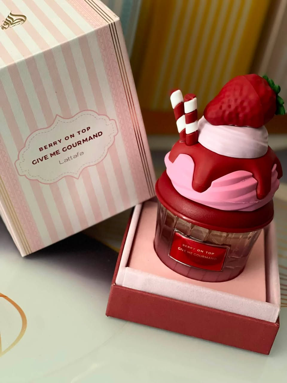 عطور عليه عروض سعارا جدا مناسب على ها رقم ***********
