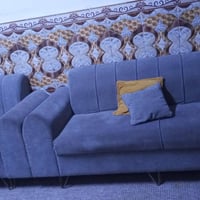 تخم قنفات تركي  يتكون من ثلاثة كبار وثنين كراسي ومخادهن  السعر 350  لا...