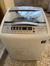 غسالة أوتوماتيك • مستعملة نظيفة • عمارة