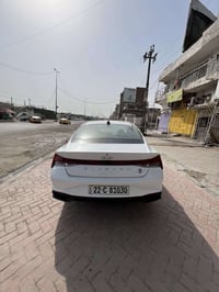 الانتره٢١ حادثها بنيد فقط والباقي مكفول  سياره جديده بمعنه الكلمه  بصم...