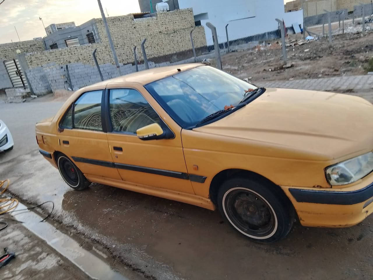 بيع او مراوس 
بارص موديل 15رقم ذيقار مكاني ديوانيه مالكها ديوانيه مكينه جديده لاتنقيص ولاتبخير كير خير من الله تخم تاير جديد حداديه خير من الله دواخاها نضاف سعر 26وبيها مجال قليل ***********
