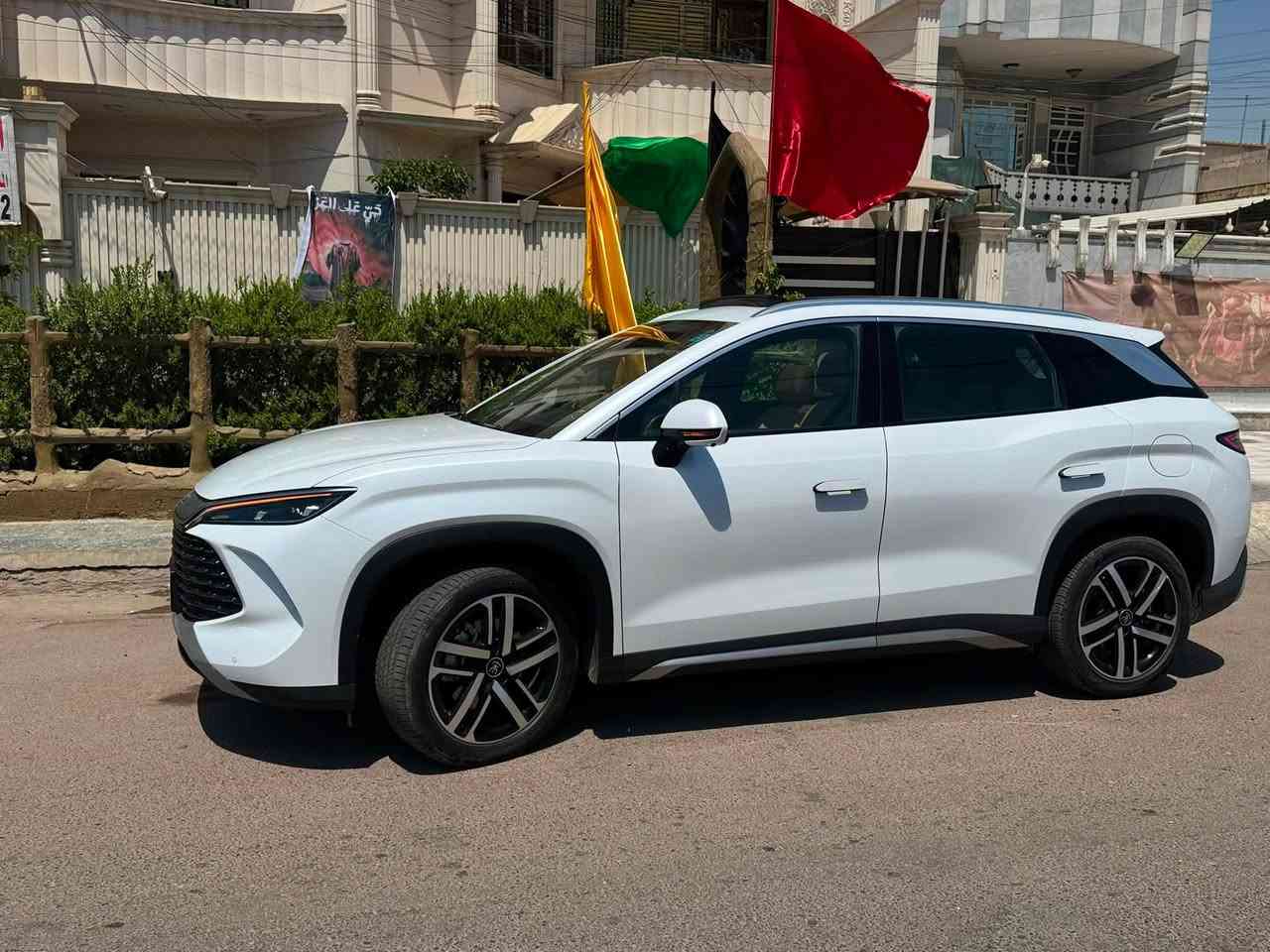 السلام عليكم بيوادي كن 2025L مكفوله كفاله عامه
السياره فول واحد على واحد
 بنراما كامرات 360 درجه 
كشنات كهرباء وتدفئه وتبريد 
يادات شفط مري شفط
ويل كروم 
صندوك كهرباء 
داخل جلد لون جملي 
بطاريه جبيره 
تحكمات استيرن 
شاشه قلاب 
انضمه قياده 
مثبت سرعه ومثبت مسار 
رقم بغداد عنوان بغداد
للستفسار 
***********
