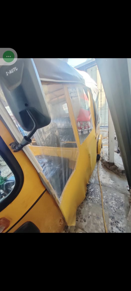 سلام عليكم تكتك 21 مرقّم رقم نكليزي جديد بسمي تحويل مباشر تكتك بيهة ضربة ومرجعة عل بارد وشوية صبغ يم قبق البانزين تكتك كاملة ما ناقصهة شي محرك نضيف سعر6500 وبيهة مجال مكاني بغداد المشتل***********
