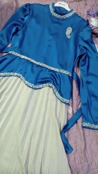 فستان • مقاس ٤٢ • ماملبوس