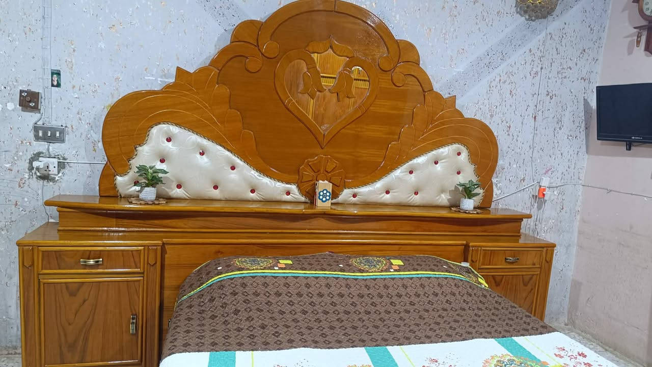 غرفه تسكام صاج داخل وخارج ام السته طابقين ظهر جرجوبه نظيفة كلش 5ملم  ترهم  مال عرس مكاني محاويل للاتصال ع الرقم ***********
