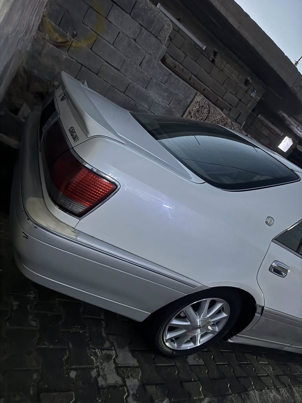 سلام عليكم سياره موديل 2003 3دكم سياره جديده بمعنه كلمه سياره فقط فحص مامدفوع كمرك عنوان بغداد سعره 95 ***********
