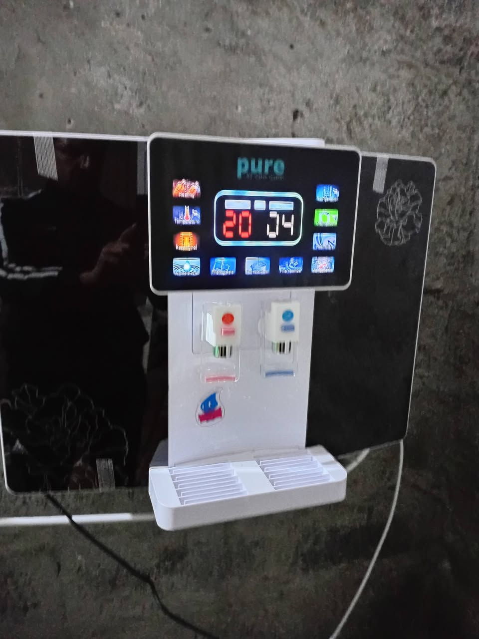 السلام عليكم  جهاز فلتر نوعيه ممتازه حار وبارد طبيعي  تصفيه ممتازه  خمس مراحل للبيع للاستفسار على الخاص


**إذا كنت صاحب هذا الإعلان وتريد حذفه لأي سبب، رجاءا أرسل رسالة إلى الدعم الفني**