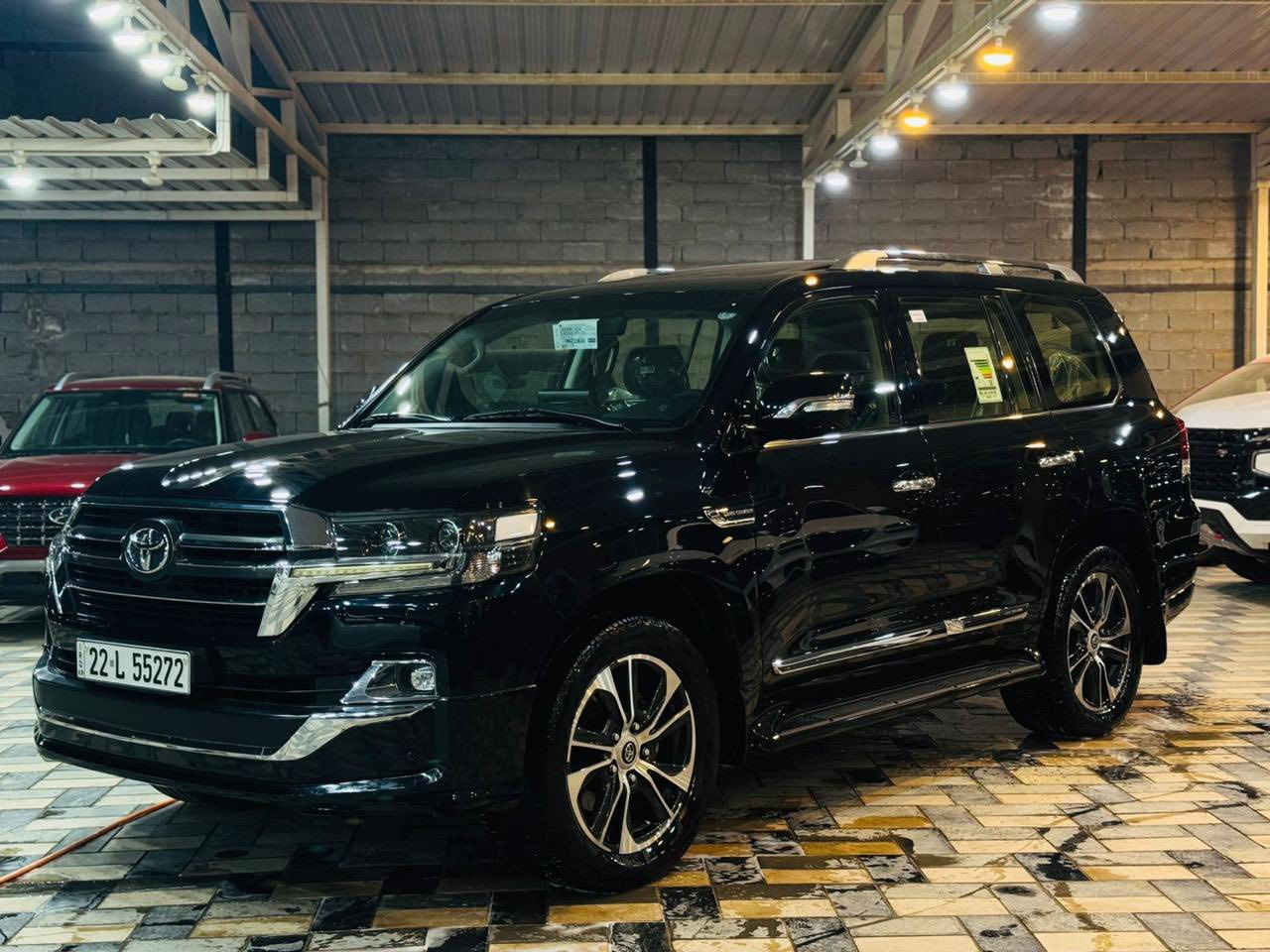 سلام عليكم
للبيع لاندكروز كراند تورنك باب اول بحرينيه فول الفول محرك ٨ سلندر ٤٦٠٠ السياره جديده وكفاله عامه وبحالة الوكاله ترايها صفر بالنسبه للمواصفات فول للاخير 

السعر ٥٣٥ ورقه وبيهه مجال بسيط 
مكانها بالنجف 
***********
